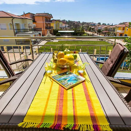 Maestral Apartment *